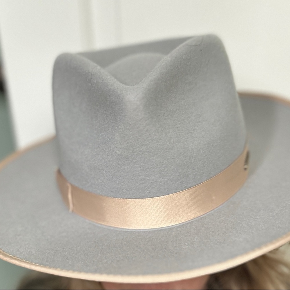 GIGI PIP Gray Hat with Tan Band